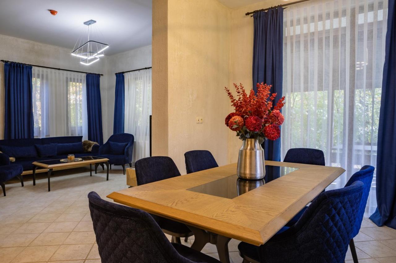 Ostrova Holiday Village Beli Osŭm Exteriér fotografie