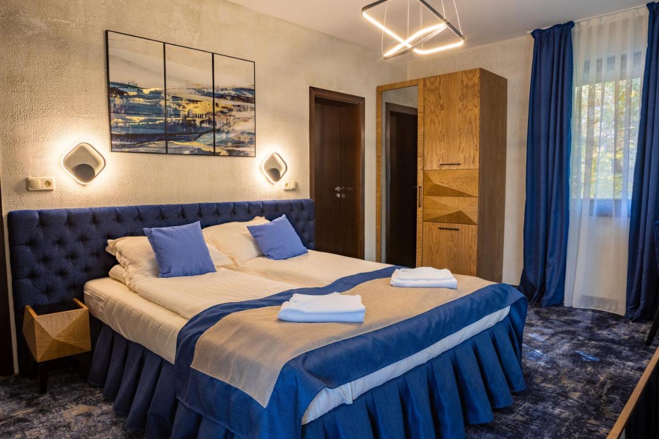 Ostrova Holiday Village Beli Osŭm Exteriér fotografie