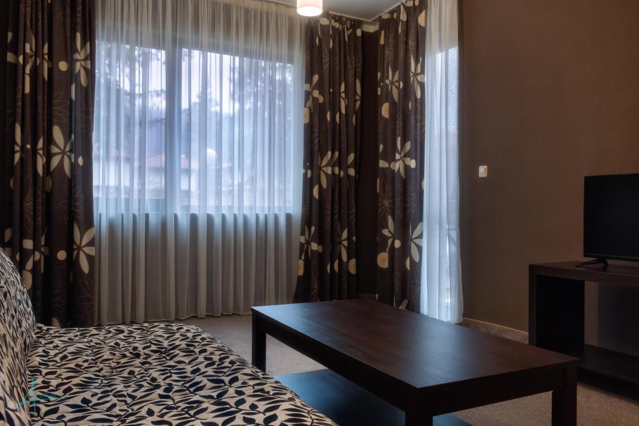 Ostrova Holiday Village Beli Osŭm Exteriér fotografie