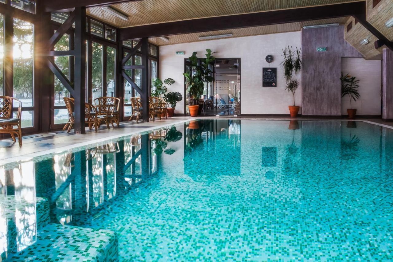 Ostrova Holiday Village Beli Osŭm Exteriér fotografie