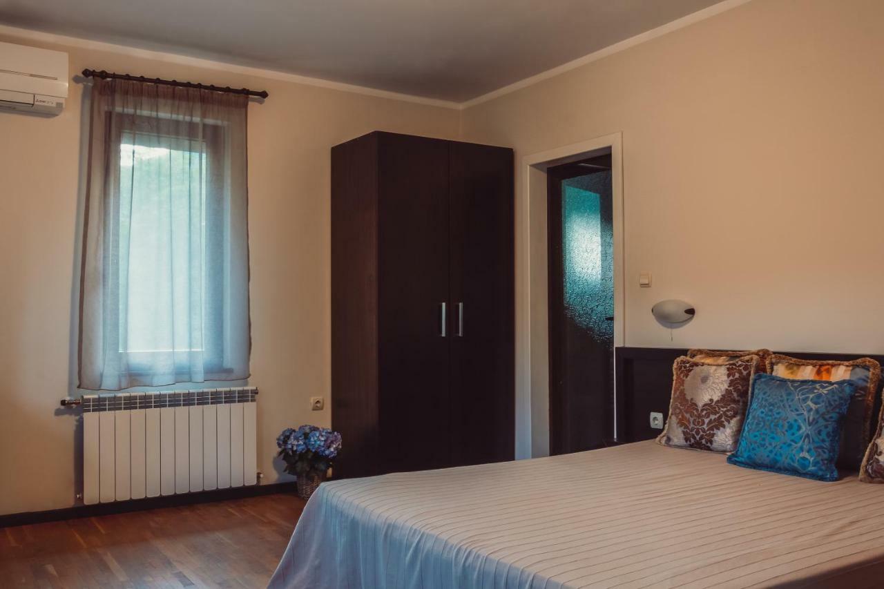 Ostrova Holiday Village Beli Osŭm Exteriér fotografie